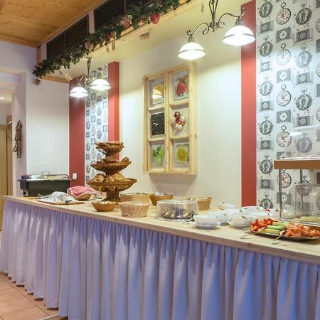 Hotel Aquamarin Bad Mitterndorf Eksteriør billede