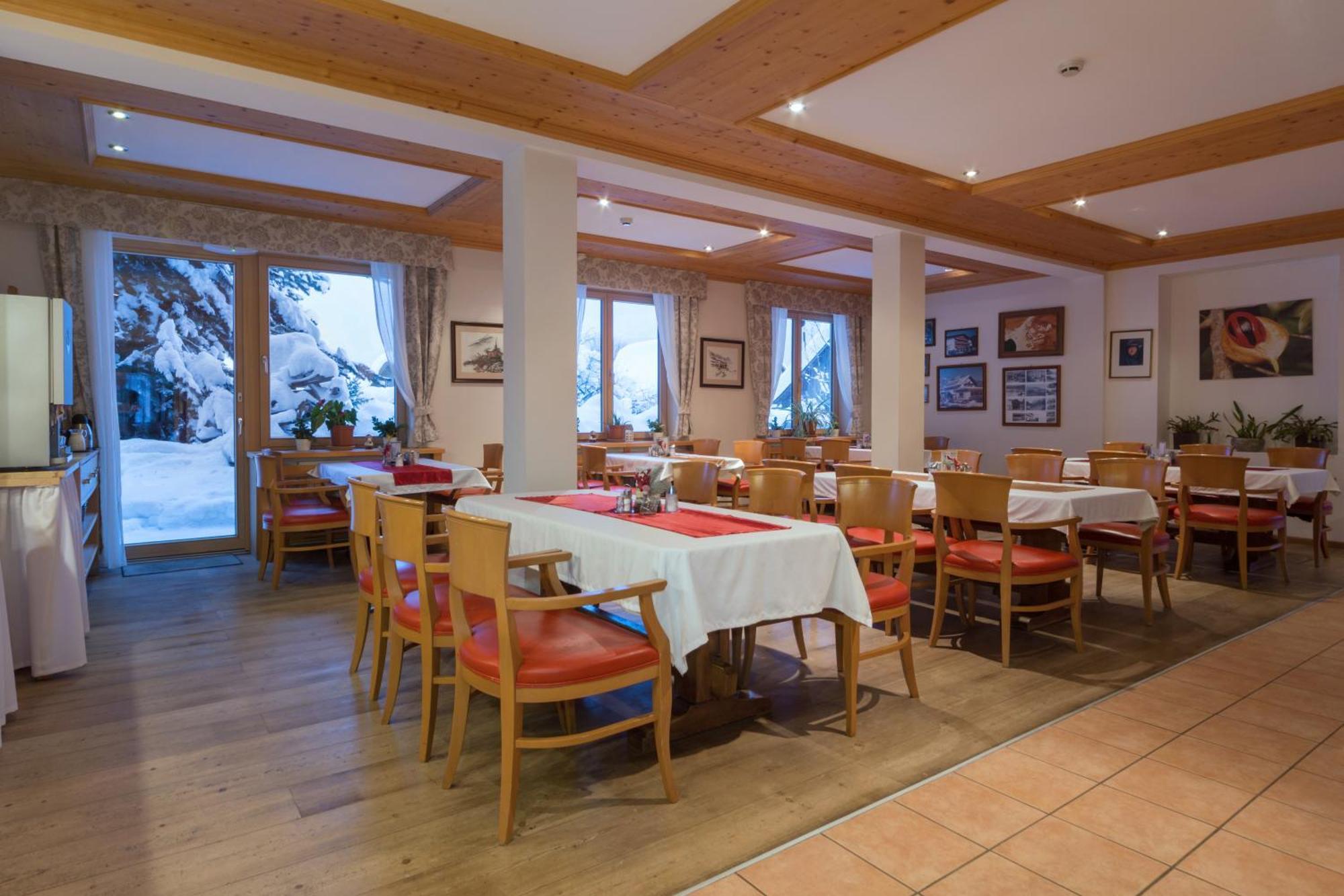 Hotel Aquamarin Bad Mitterndorf Eksteriør billede