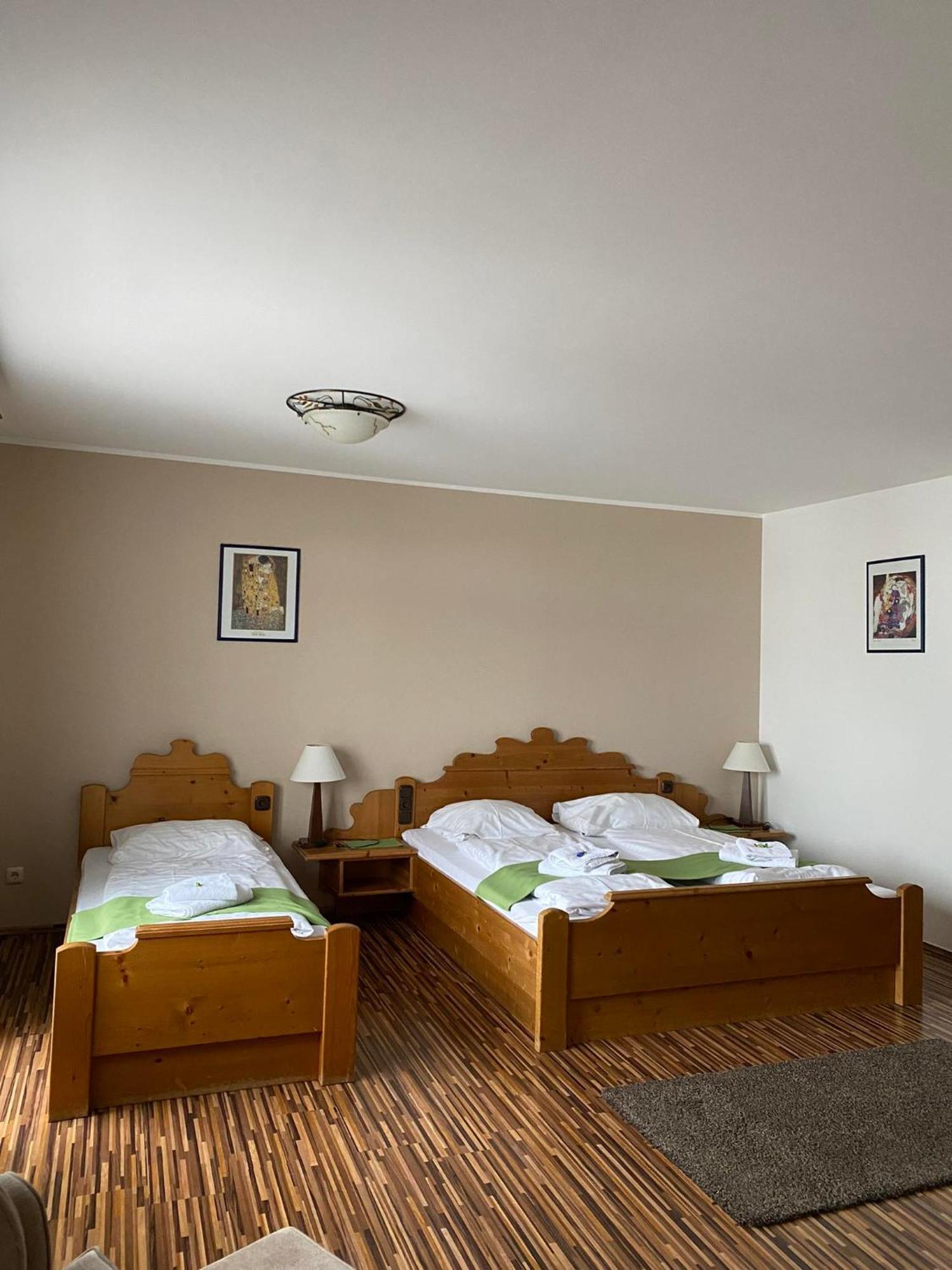 Hotel Aquamarin Bad Mitterndorf Eksteriør billede